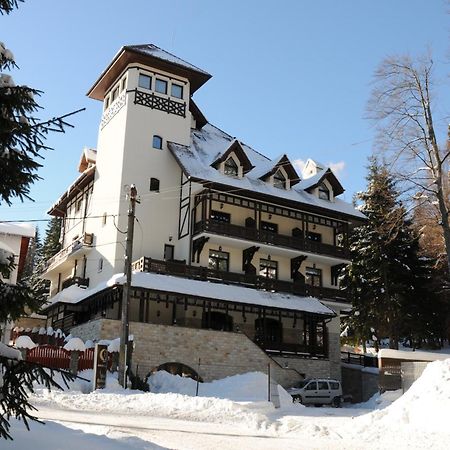 Hotel Foisorul Cu Flori Sinaia Buitenkant foto