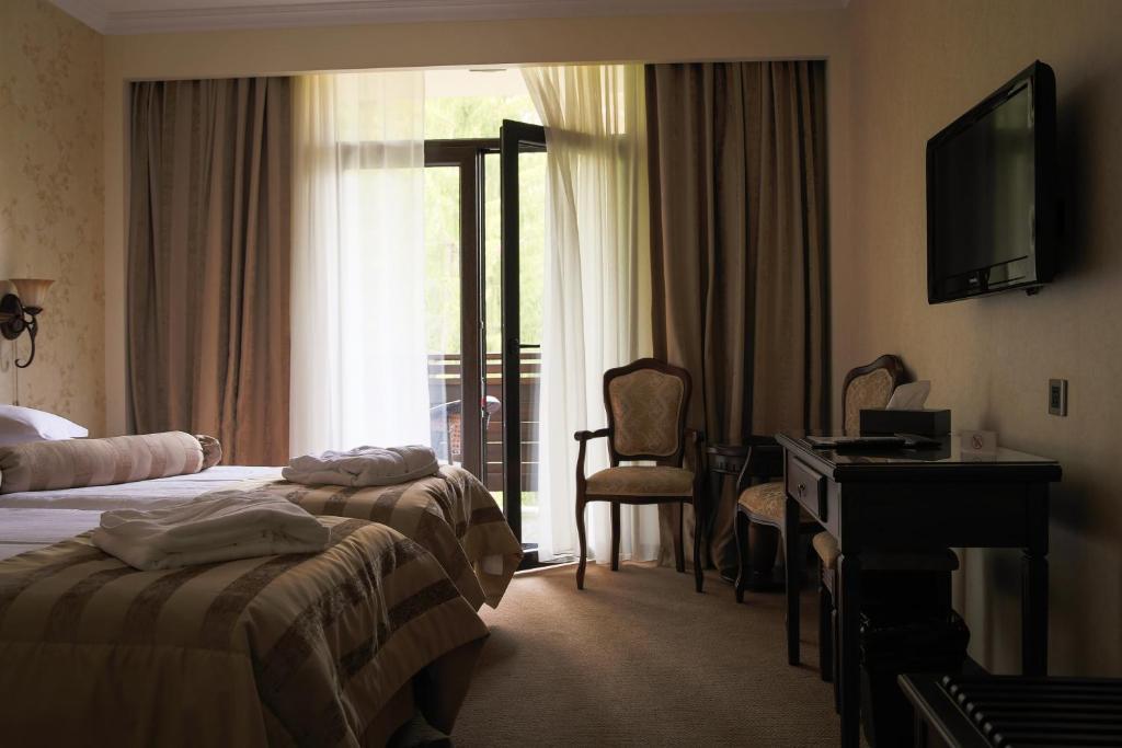 Hotel Foisorul Cu Flori Sinaia Buitenkant foto